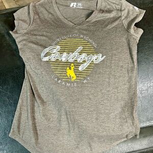 Russell Athletic Brown Wyoming Cowboys Tee perfect condition Medium